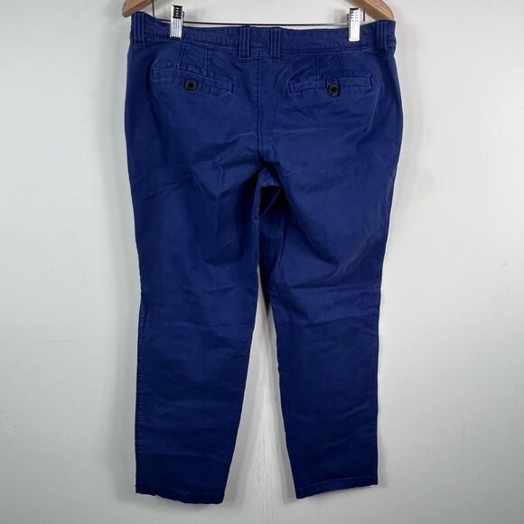 Old Navy Slim Boyfriend Chino in Goodnight - Picture 6 of 8